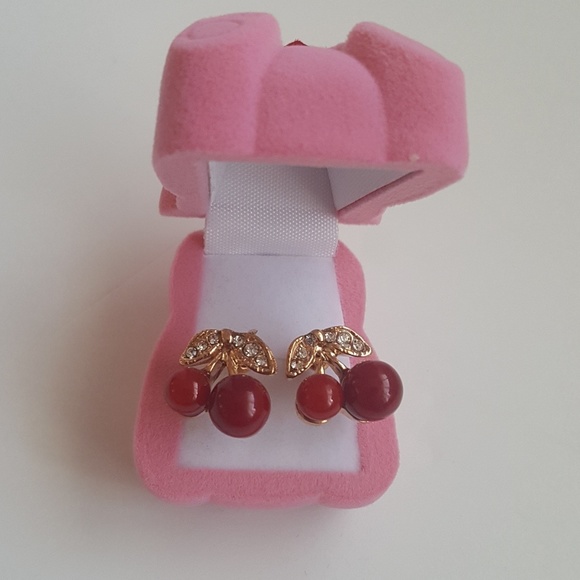 Cute cherry earnings. - Picture 3 of 3